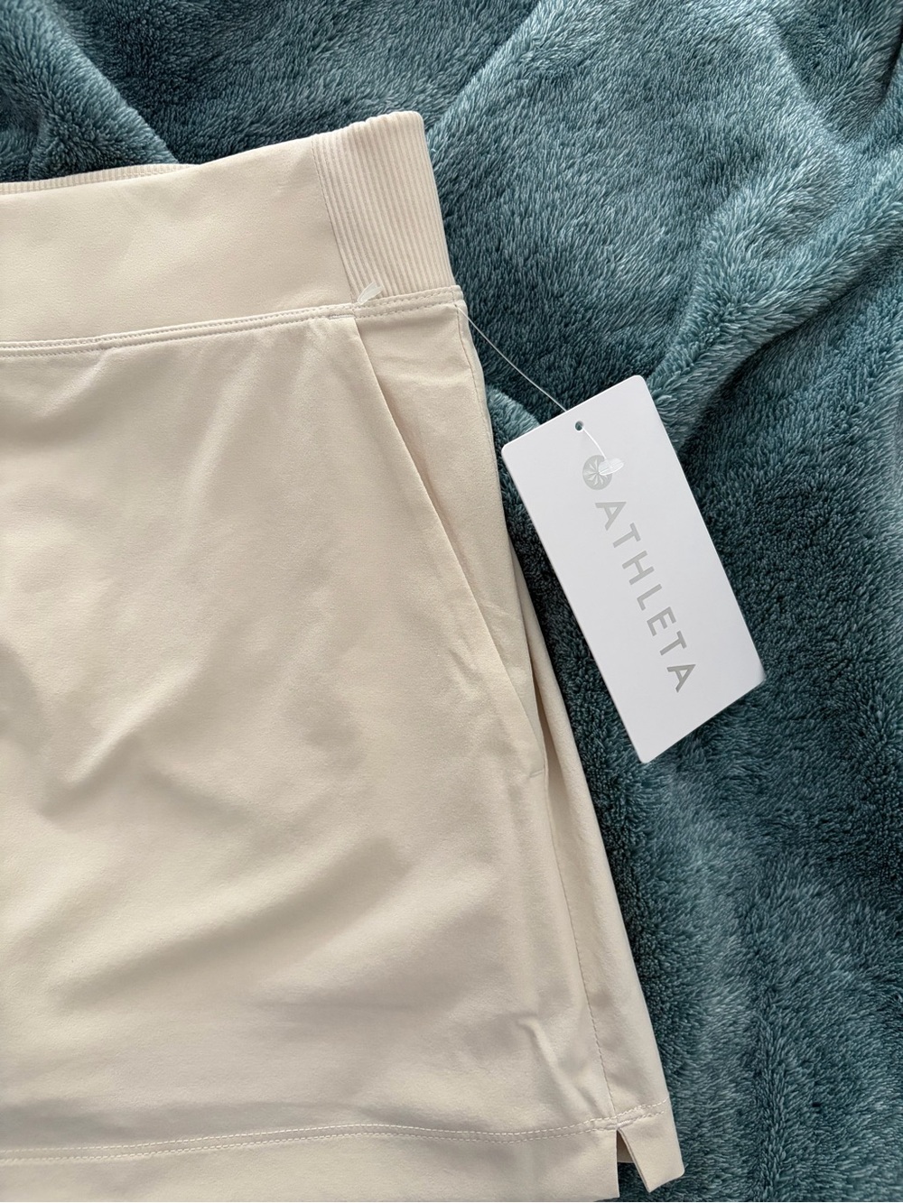 Athleta Cream Active Skort with Pockets - Picture 7 of 13